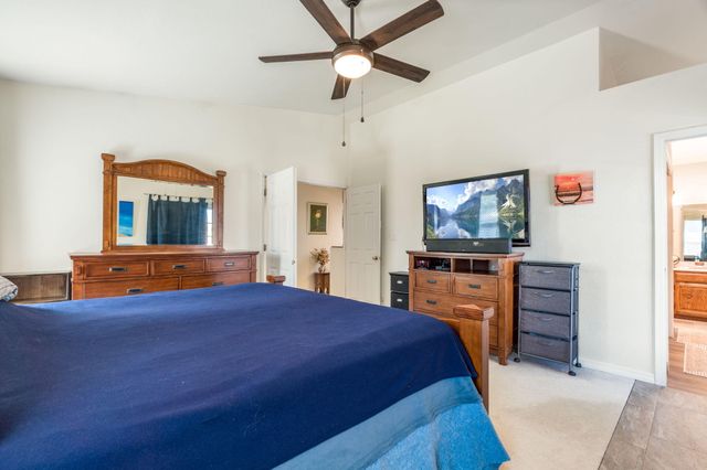 8717 Greenarbor Road NE, Albuquerque, NM 87122