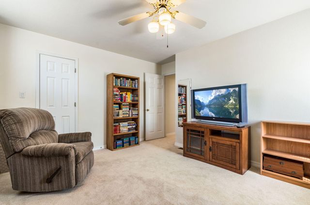 8717 Greenarbor Road NE, Albuquerque, NM 87122