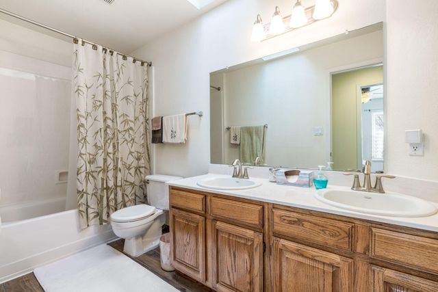 8717 Greenarbor Road NE, Albuquerque, NM 87122