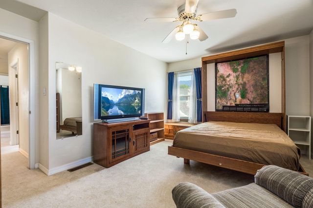 8717 Greenarbor Road NE, Albuquerque, NM 87122