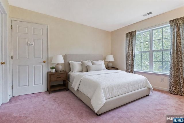 15 Dana Drive, Lafayette, NJ 07848