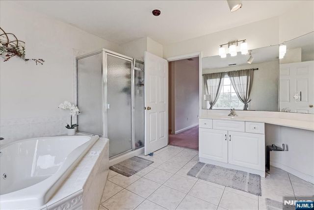 15 Dana Drive, Lafayette, NJ 07848