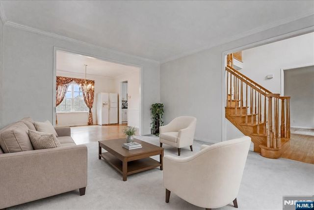 15 Dana Drive, Lafayette, NJ 07848
