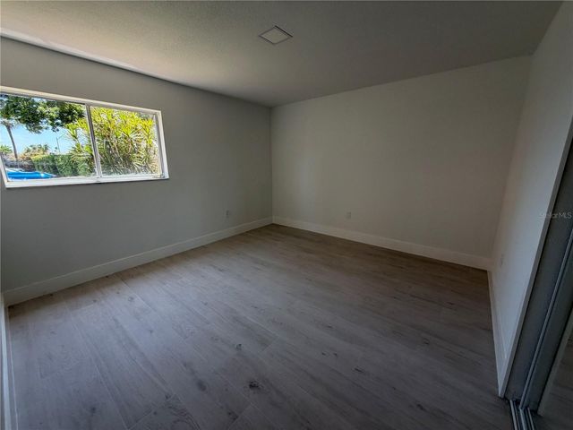 7400 SUNSHINE SKYWAY LANE S 105, St Petersburg, FL 33711