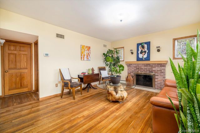 3305 4th Street, Oceanside, NY 11572