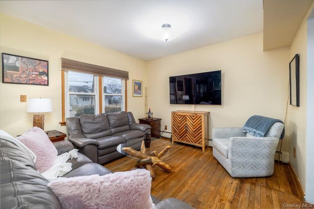 3305 4th Street, Oceanside, NY 11572