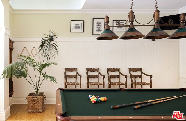 2041 Mandeville Canyon Road, Los Angeles, CA 90049