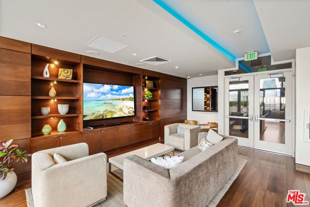 1155 S Grand Avenue 2109, Los Angeles, CA 90015