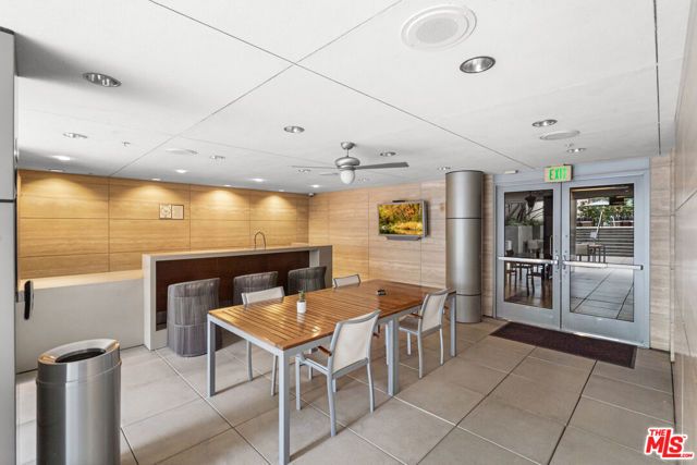 1155 S Grand Avenue 2109, Los Angeles, CA 90015