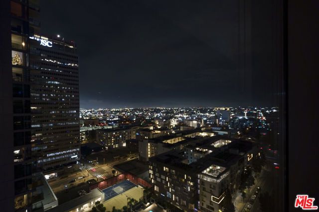 1155 S Grand Avenue 2109, Los Angeles, CA 90015