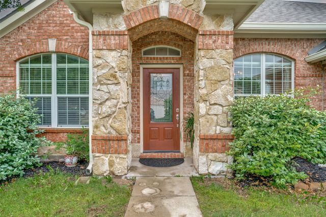 9204 Lockhart Drive, Arlington, TX 76002