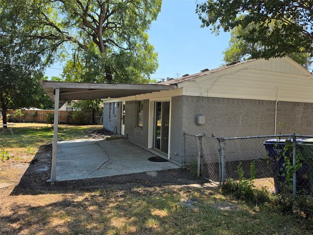 1007 Quincy Circle, Garland, TX 75040