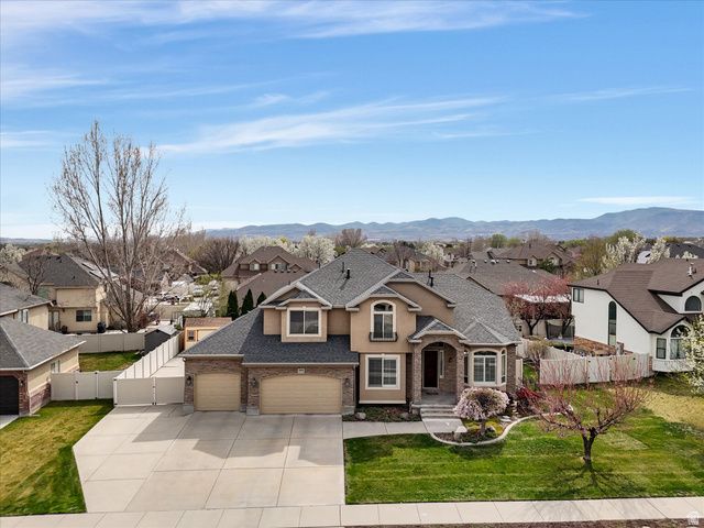 2943 W CURRENT CREEK DR, South Jordan, UT 84095