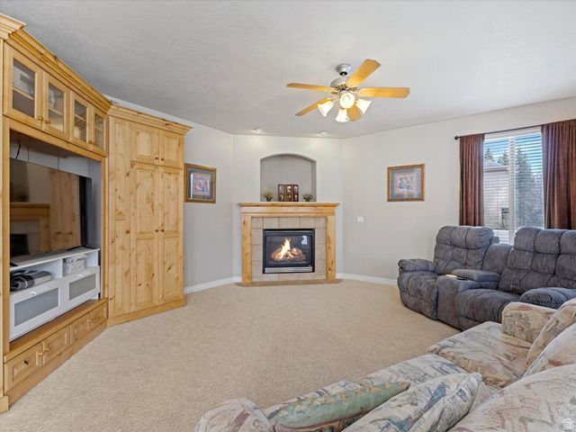 2943 W CURRENT CREEK DR, South Jordan, UT 84095