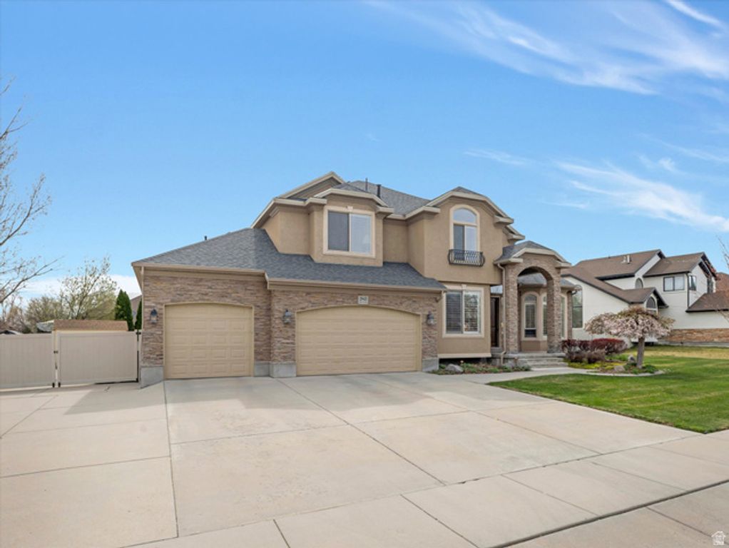 Image 48 of property listing at 2943 W CURRENT CREEK DR, South Jordan, UT 84095