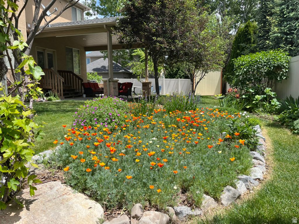 Image 65 of property listing at 2943 W CURRENT CREEK DR, South Jordan, UT 84095