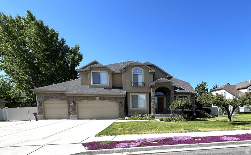 Image 68 of property listing at 2943 W CURRENT CREEK DR, South Jordan, UT 84095