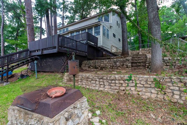 115 Lago Vista Ln, Jacksonville, TX 75766