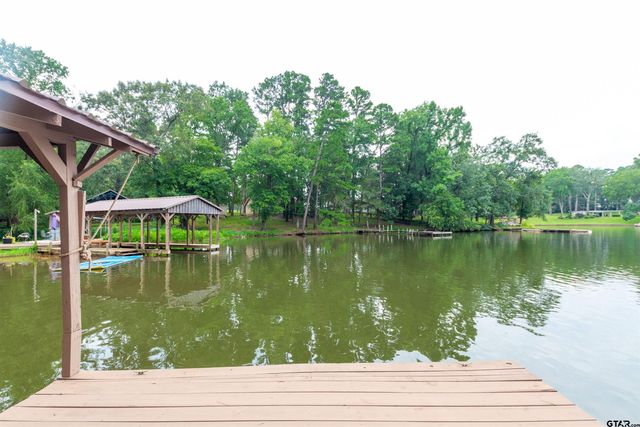 115 Lago Vista Ln, Jacksonville, TX 75766