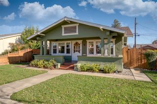 349 Laurel Ave, Oakdale, CA 95361