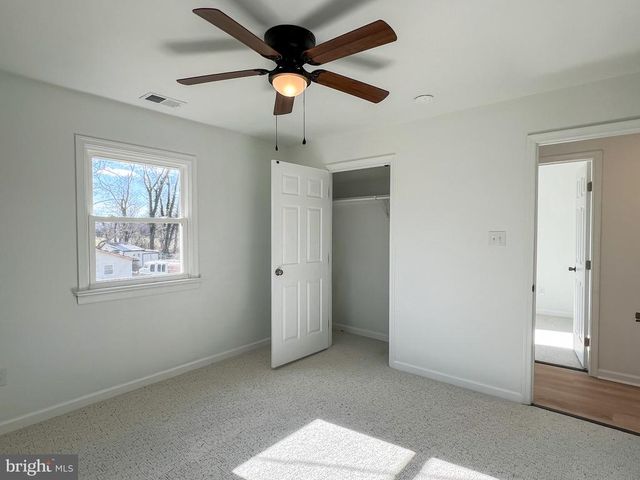 22 HOPEWELL LN, Sperryville, VA 22740