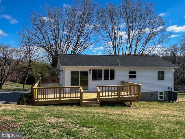 22 HOPEWELL LN, Sperryville, VA 22740