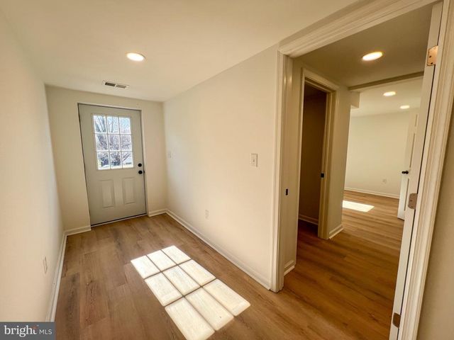22 HOPEWELL LN, Sperryville, VA 22740