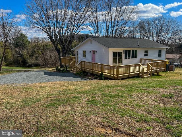 22 HOPEWELL LN, Sperryville, VA 22740