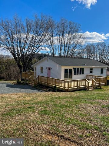 22 HOPEWELL LN, Sperryville, VA 22740