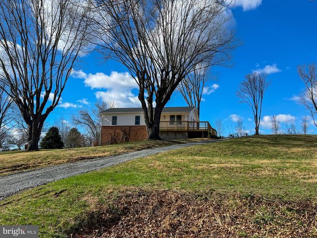 22 HOPEWELL LN, Sperryville, VA 22740