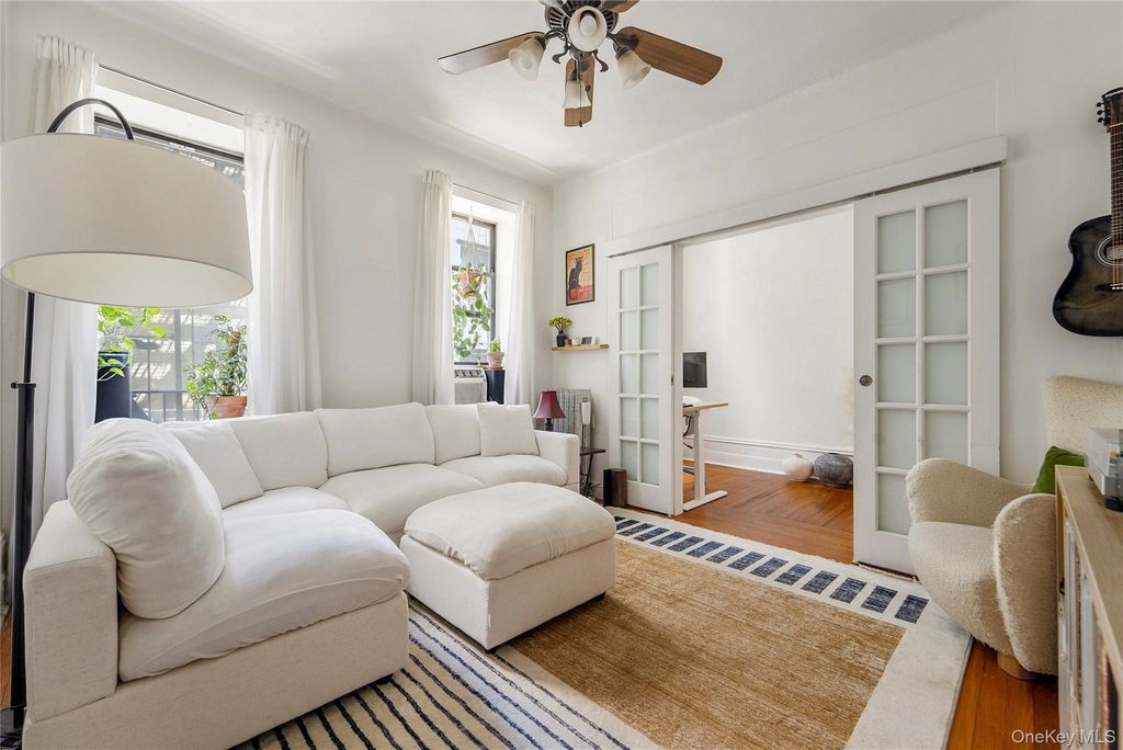 509 W 122nd Street 3, New York (manhattan), NY 10027 — photo 2