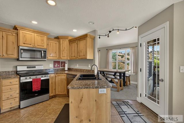 349 La Montagna Strada, Pocatello, ID 83201