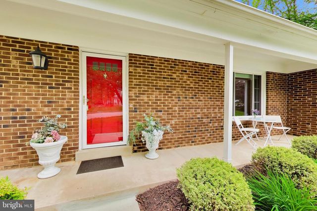 5125 KING DAVID BLVD, Annandale, VA 22003