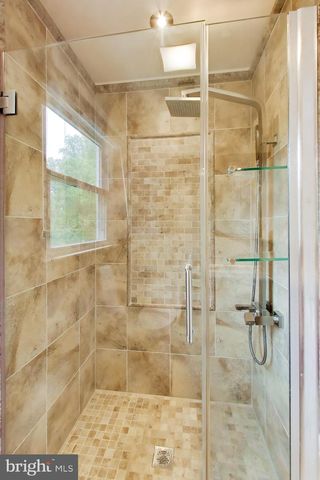 5125 KING DAVID BLVD, Annandale, VA 22003