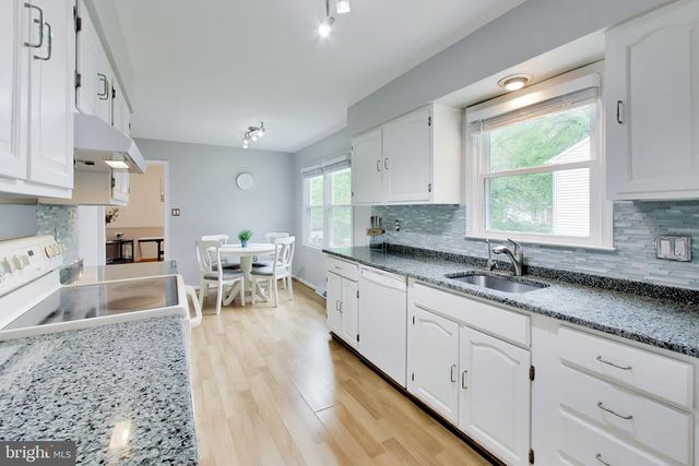 5125 KING DAVID BLVD, Annandale, VA 22003
