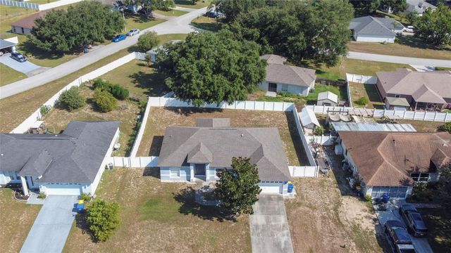 5041 PINE NEEDLE DRIVE, Mascotte, FL 34753