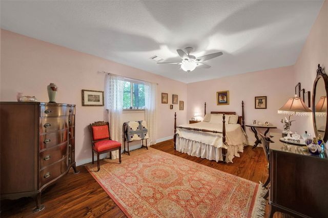 1923 Tucumcari Drive, Houston, TX 77090