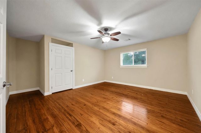 1923 Tucumcari Drive, Houston, TX 77090