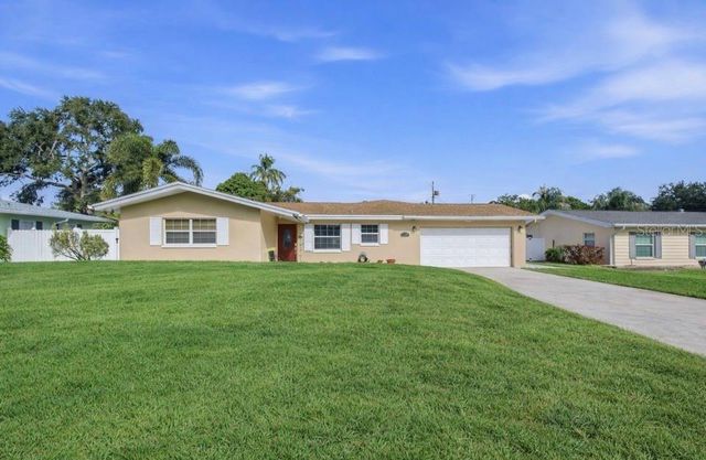 1658 FRUITWOOD DRIVE, Clearwater, FL 33756