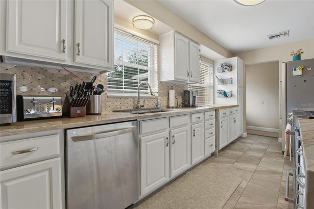 1658 FRUITWOOD DRIVE, Clearwater, FL 33756