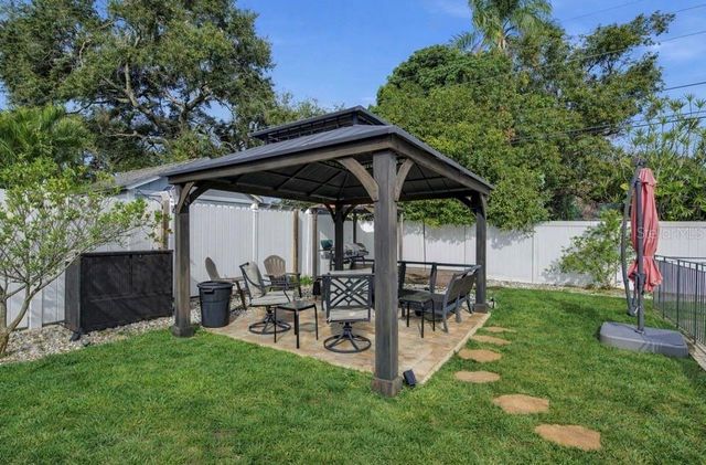 1658 FRUITWOOD DRIVE, Clearwater, FL 33756