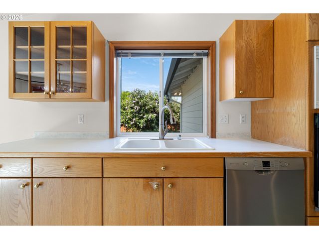 4701 Ne 48TH St, Vancouver, WA 98661