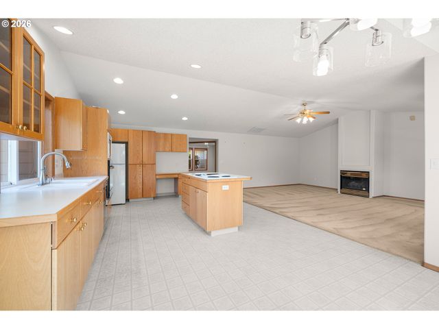 4701 Ne 48TH St, Vancouver, WA 98661