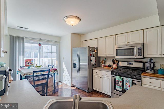 105 WHARTON RD, Mount Laurel, NJ 08054