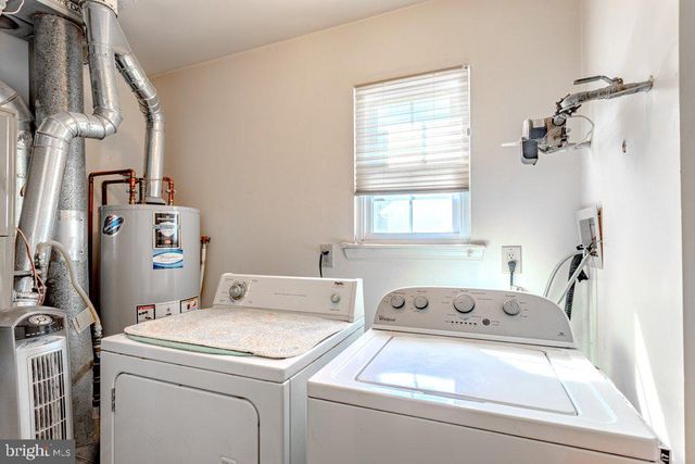 105 WHARTON RD, Mount Laurel, NJ 08054