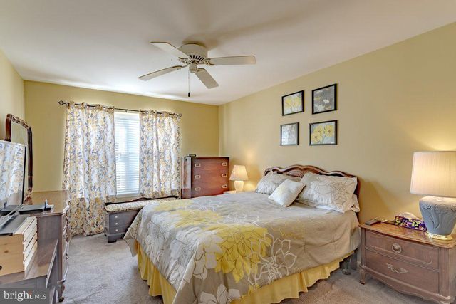 105 WHARTON RD, Mount Laurel, NJ 08054