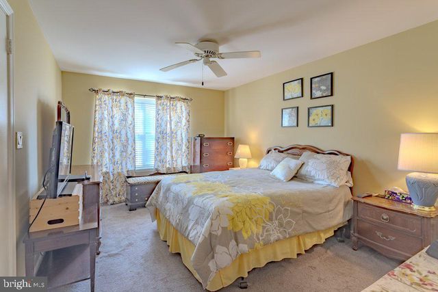 105 WHARTON RD, Mount Laurel, NJ 08054