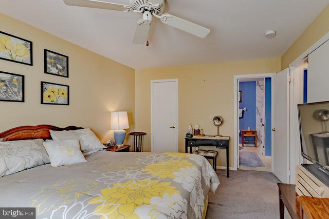 105 WHARTON RD, Mount Laurel, NJ 08054