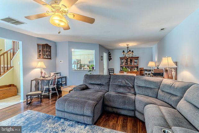 105 WHARTON RD, Mount Laurel, NJ 08054