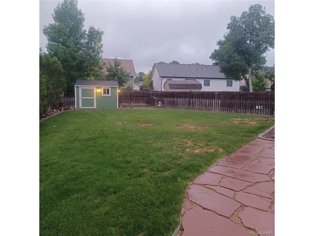 318 Riviera Ln, Johnstown, CO 80534